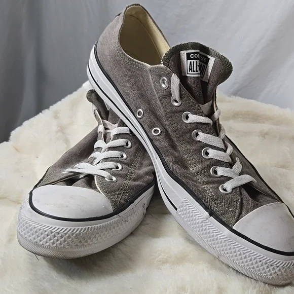 Convere Gray/Green Low Tops Size 11.5 - Picture 1 of 7
